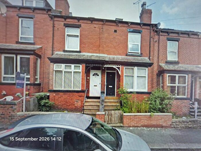 3 Bedroom Terraced House To Rent In Burlington Road, Leeds, LS11