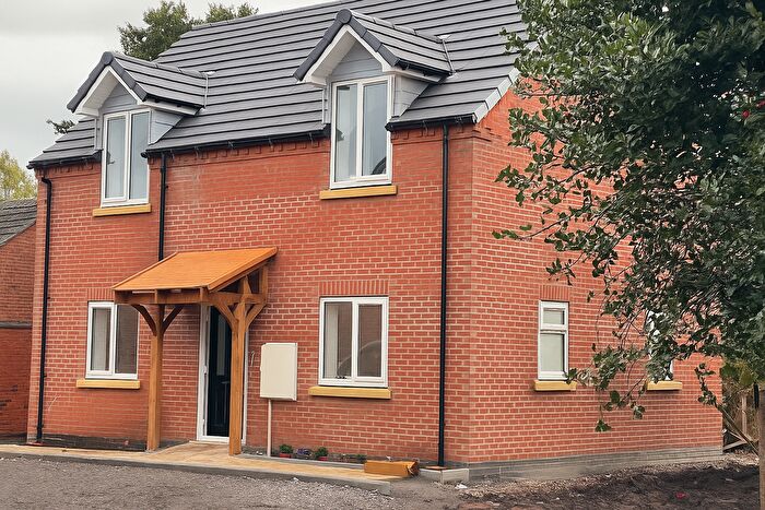 3 Bedroom Detached House For Sale In Shrewsbury Road, Market Drayton, Shropshire, TF9