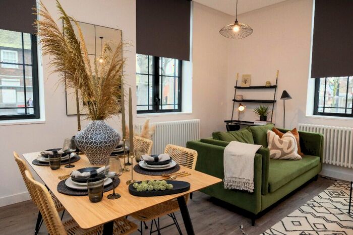 1 Bedroom Flat To Rent In The Didsbury, London, E6