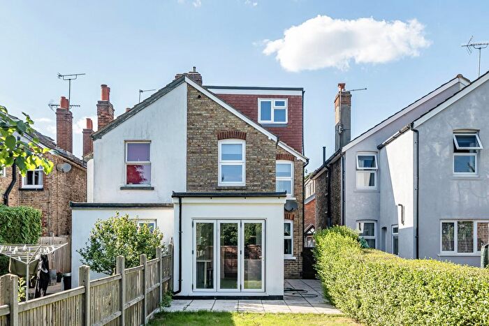4 Bedroom Semi-detached House For Sale In Donnington Road, Dunton Green, Sevenoaks, TN13
