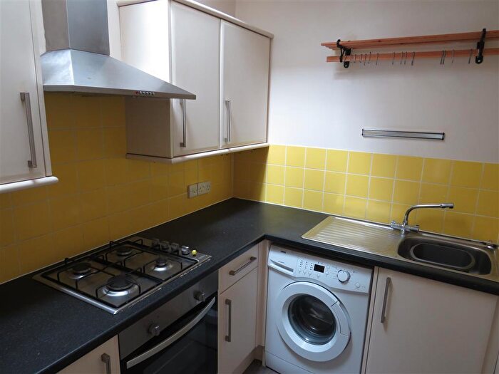 1 Bedroom Flat To Rent In Exeter Street, Plymouth, PL4