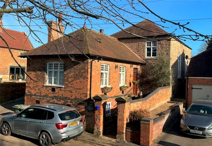 3 Bedroom Detached House For Sale In Chapel Lane, Epperstone, Nottingham, NG14