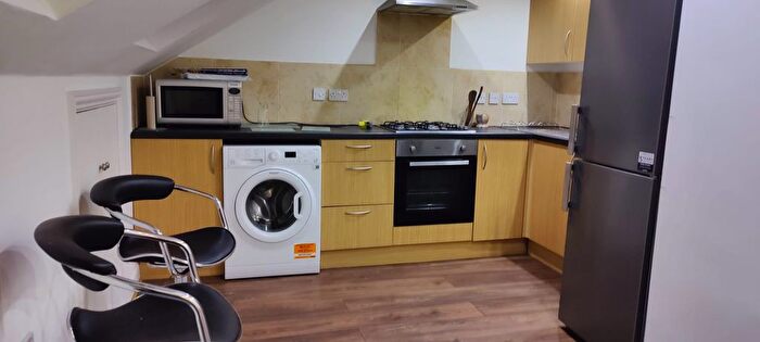 2 Bedroom Flat To Rent In Chaplin Road, Wembley, Greater London, HA0