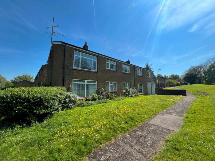 2 Bedroom Maisonette To Rent In Barley Croft, Leverstock Green, HP2