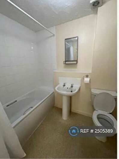 1 Bedroom Flat To Rent In Summers Lodge, Letchworth Garden City, SG6