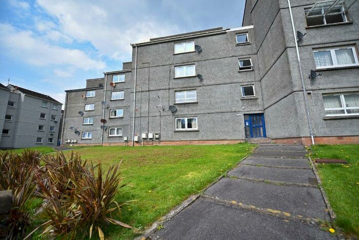 3 Bedroom Flat To Rent In Williamson Drive, Helensburgh, Argyll And Bute, G84