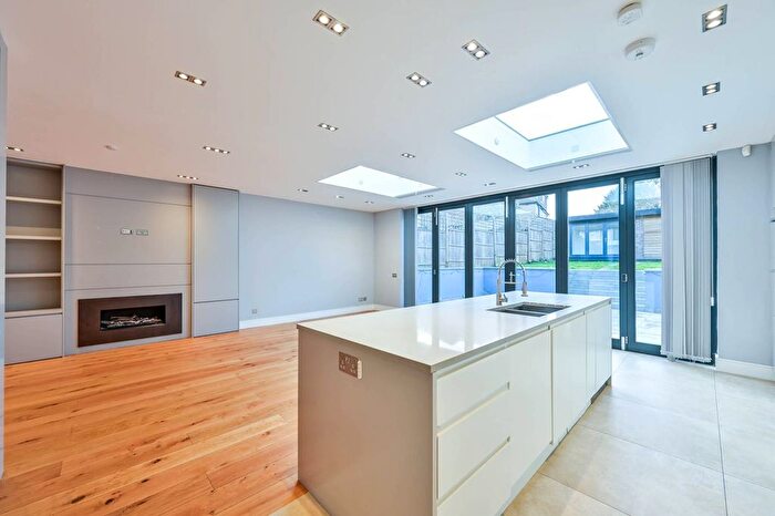 5 Bedroom Property For Sale In Southwood Drive, Surbiton, KT5