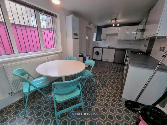 4 Bedroom Terraced House To Rent In Edinburgh Road, Kensington, Liverpool, L7