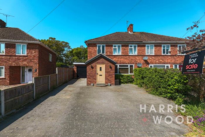 3 Bedroom Semi Detached House For Sale In Oaklands Avenue, Colchester, Essex, CO3