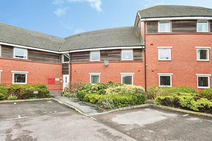 2 Bedroom Apartment For Sale In Florey Court, Swindon, SN1