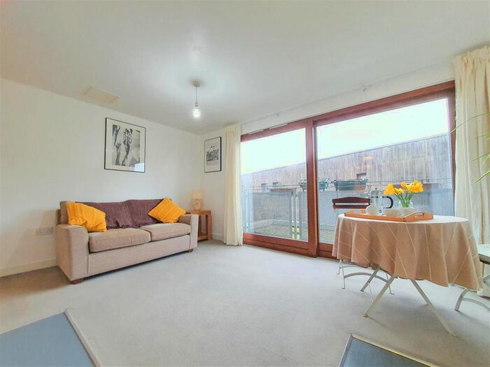 1 Bedroom Flat To Rent In Taunton Road, Brighton BN2