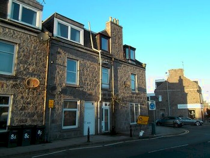 1 Bedroom Flat To Rent In Broomhill Road, Aberdeen, AB10