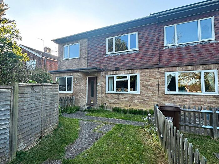 2 Bedroom Maisonette For Sale In Swaylands Avenue, Crowborough, East Sussex, TN6