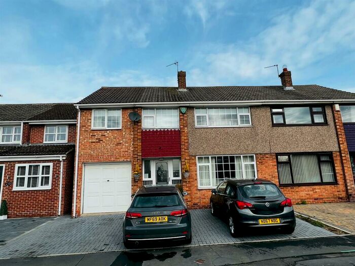 4 Bedroom Semi-Detached House For Sale In Lancashire Drive, Belmont, DH1