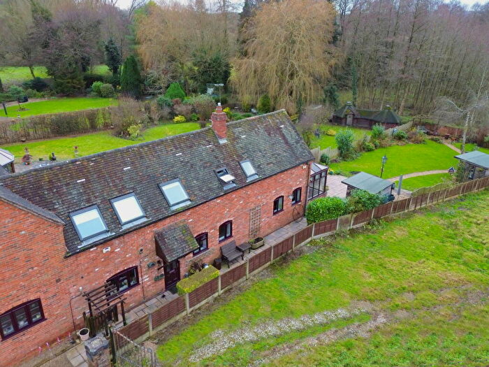 3 Bedroom Barn Conversion For Sale In Beoley Court, Icknield Street, Beoley, B98