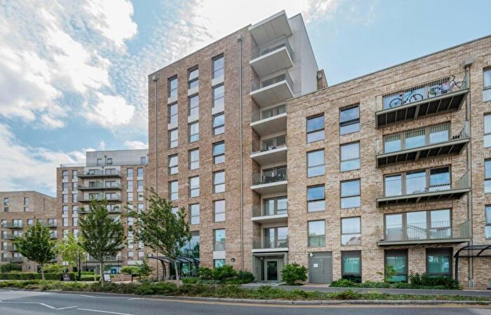 2 Bedroom Flat To Rent In Wembley, HA0