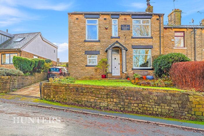 4 Bedroom Property For Sale In Blackstone Edge Old Road, Littleborough, OL15