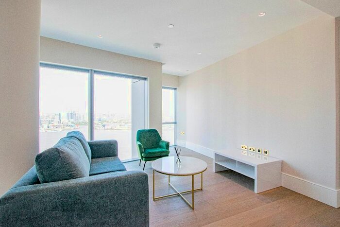 2 Bedroom Flat To Rent In Cutter Lane, London, SE10