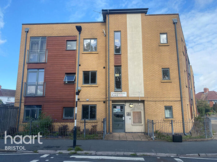 2 Bedroom Block Of Apartments For Sale In Leinster Avenue, Bristol, BS4