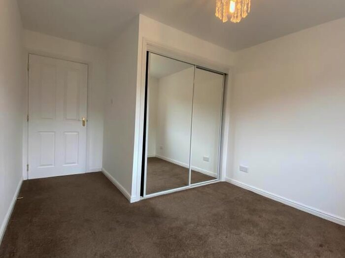 2 Bedroom Flat To Rent In 45 Queens Crescent, Livingston EH54