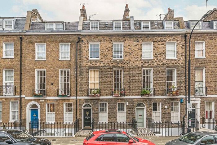 3 Bedroom Flat For Sale In Doughty Street, Bloomsbury, WC1N