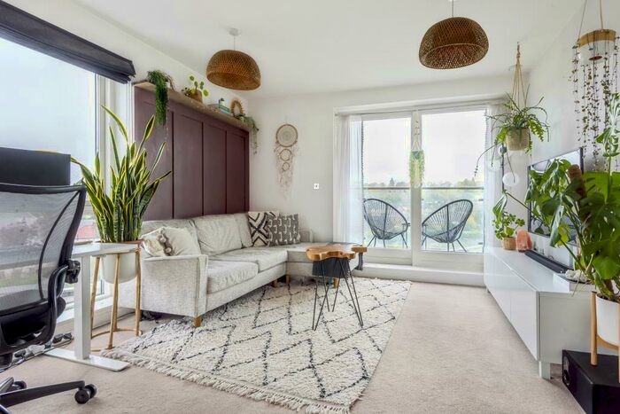 1 Bedroom Apartment To Rent In Cotterells, Hemel Hempstead, HP1