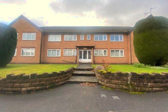 2 Bedroom Flat To Rent In St. Peters Croft, Sutton Coldfield, B73