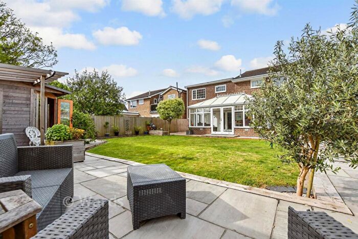 6 Bedroom Detached House For Sale In Newlands, Whitfield, Dover, Kent, CT16