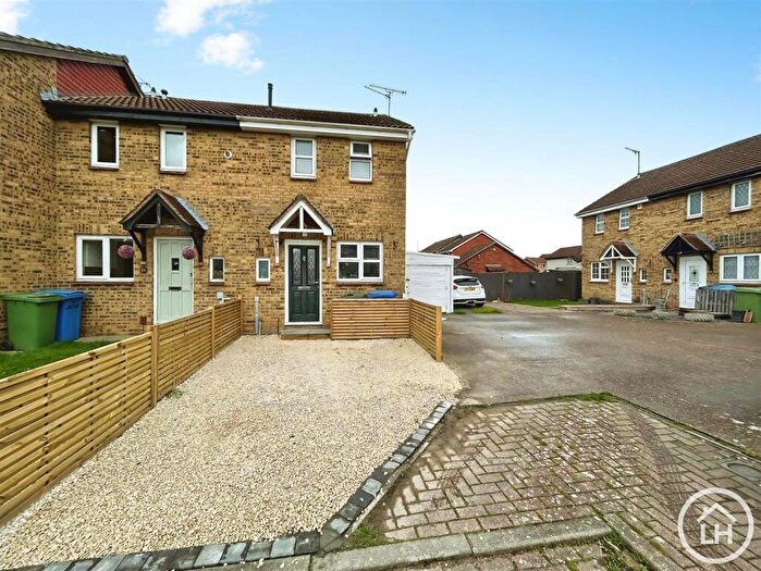 2 Bedroom House For Sale In Vectis Drive, Sittingbourne, ME10