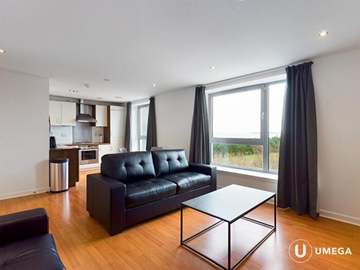 2 Bedroom Apartment To Rent In Western Harbour View, The Shore, Edinburgh, EH6