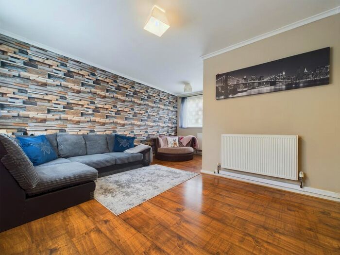 1 Bedroom Apartment To Rent In Newington Street, HU3