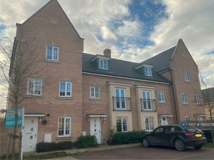 4 Bedroom Terraced House To Rent In Buttercup Avenue, St. Neots, PE19