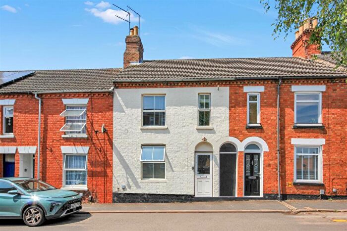 3 Bedroom Terraced House For Sale In Thrift Street, Higham Ferrers, Rushden, NN10