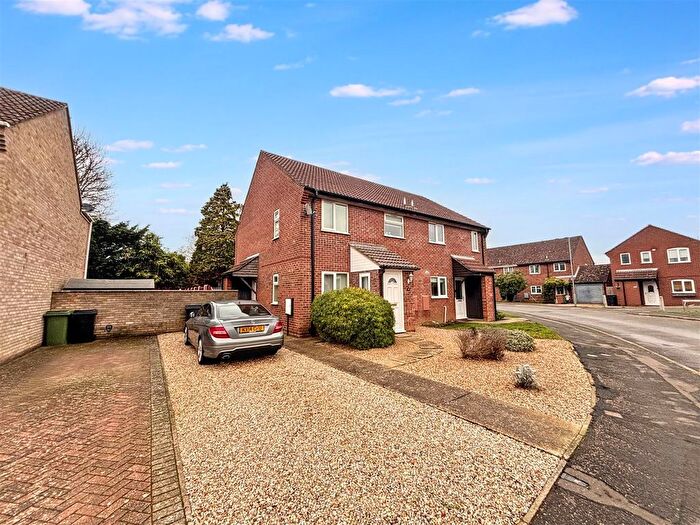 1 Bedroom End Of Terrace House For Sale In Mill Croft Close, New Costessey, Norwich, NR5