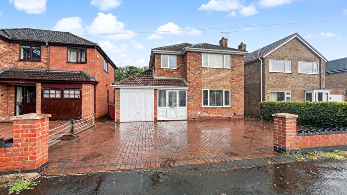 3 Bedroom Detached House For Sale In Whitestone Road, Scunthorpe, DN17