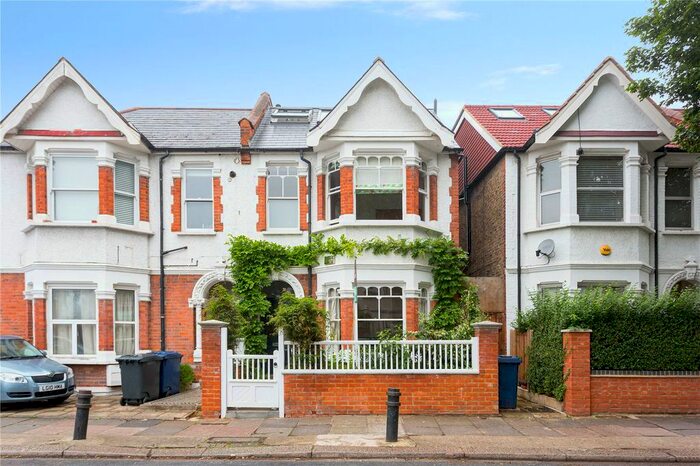 5 Bedroom Semi-Detached House To Rent In Agnes Road, London, W3