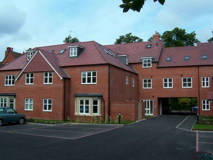 2 Bedroom Apartment To Rent In Scholars Court Dalton Road Earlsdon Coventry, CV5
