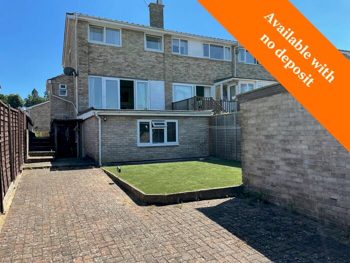 Studio To Rent In Gorselands Road, Southampton, SO18