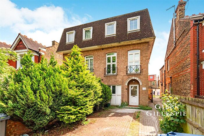 2 Bedroom Flat To Rent In Creffield Road, London, W5