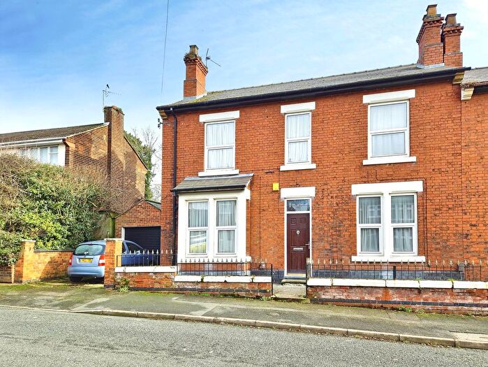6 Bedroom Detached House For Sale In Heyworth Street, Derby, DE22