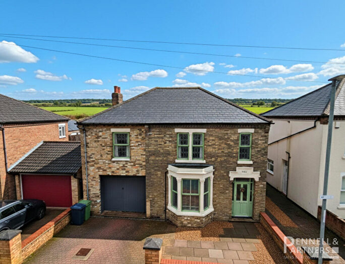 5 Bedroom Detached House For Sale In Station Road, Whittlesey, Peterborough, PE7