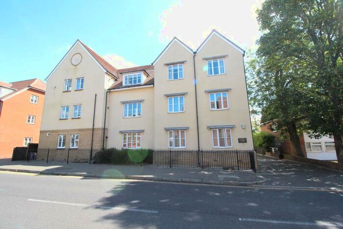 2 Bedroom Apartment To Rent In Vicarage Court, Chapel Street, CM12