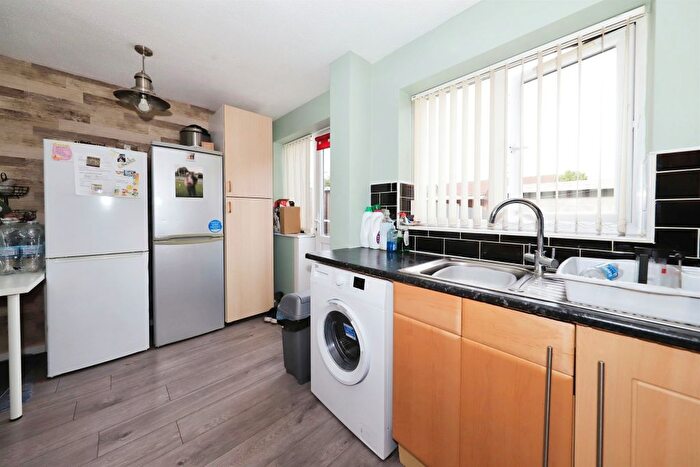2 Bedroom Semi-Detached House For Sale In Edensor Close, Wolverhampton, WV10