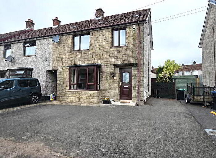3 Bedroom End Of Terrace House For Sale In Ollardale Park, Ballyclare, BT39
