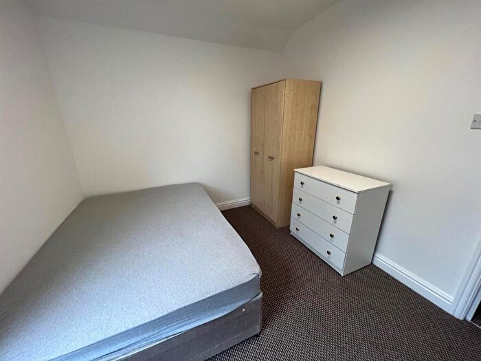 1 Bedroom Private Hall To Rent In Colum Road, Cardiff, CF10