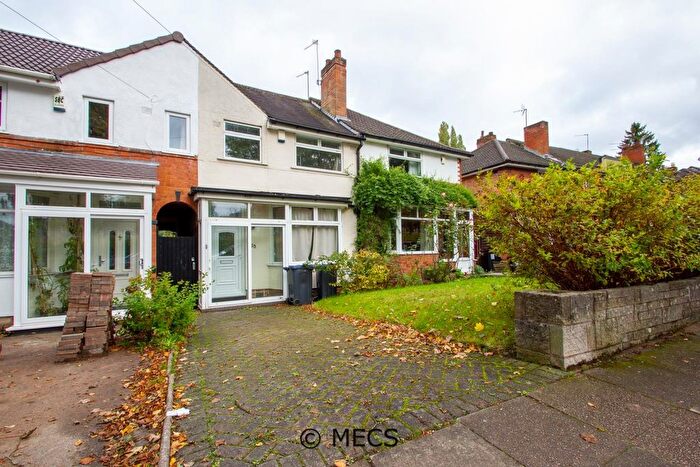 2 Bedroom Semi-Detached House To Rent In Weoley Avenue, Birmingham, West Midlands, B29