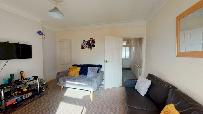 4 Bedroom Terraced House To Rent In West Parade | Student House | /, LN1