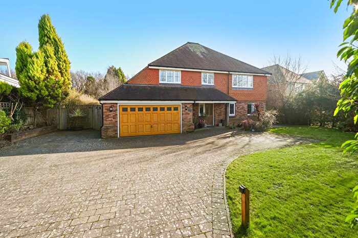 4 Bedroom Detached House For Sale In Clavering Walk, Cooden, Bexhill-On-Sea, TN39