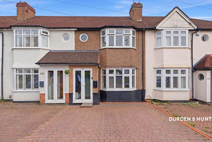 2 Bedroom Terraced House For Sale In Englands Lane, Loughton, IG10