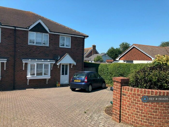 3 Bedroom Semi-Detached House To Rent In Colwell Road, Freshwater, PO40